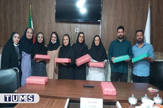 برگزاری مسابقه پخت کیک و شیرینی به مناسبت دهه کرامت و هفته جوانی جمعیت در شبکه بهداشت و درمان اسلامشهر 